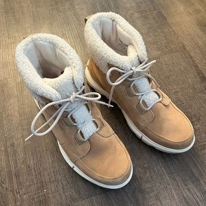 Sorel Explorer ii Carnival Cozy boot